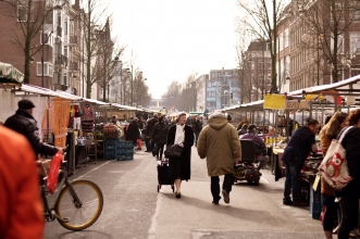 Finally a sunny day! Dappermarkt is a typical outdoor market that sells foodstuffs, flowers and wares.